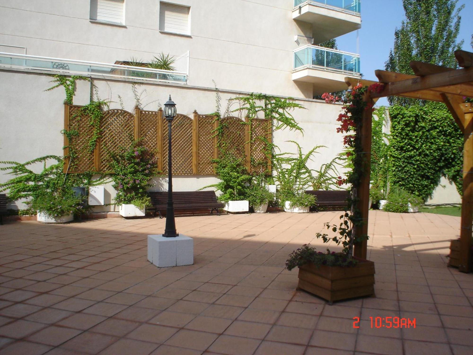 Apcostas - Village Park Apartment